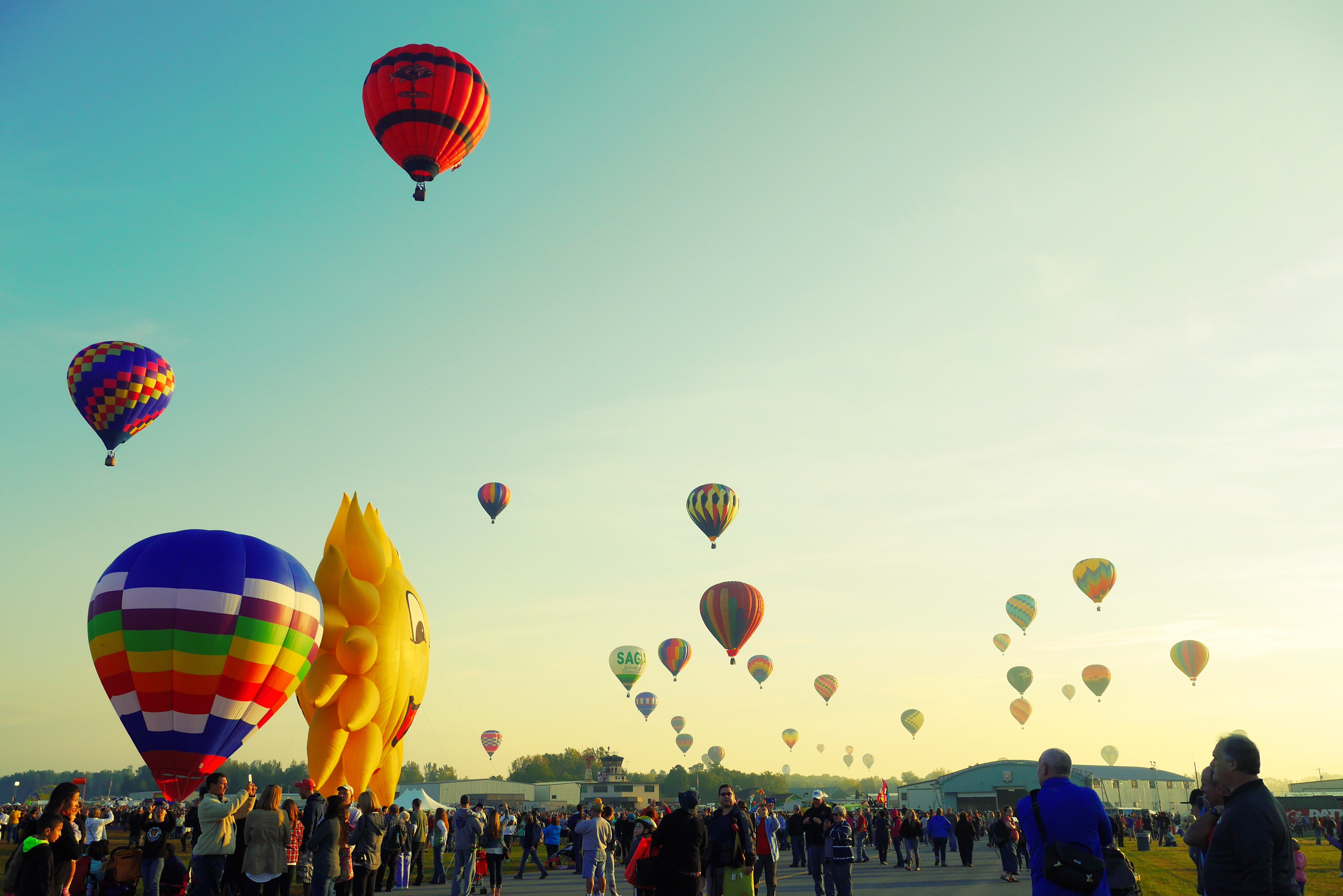 Chris took a trip to upstate NY and enjoyed the morning watching balloons. 